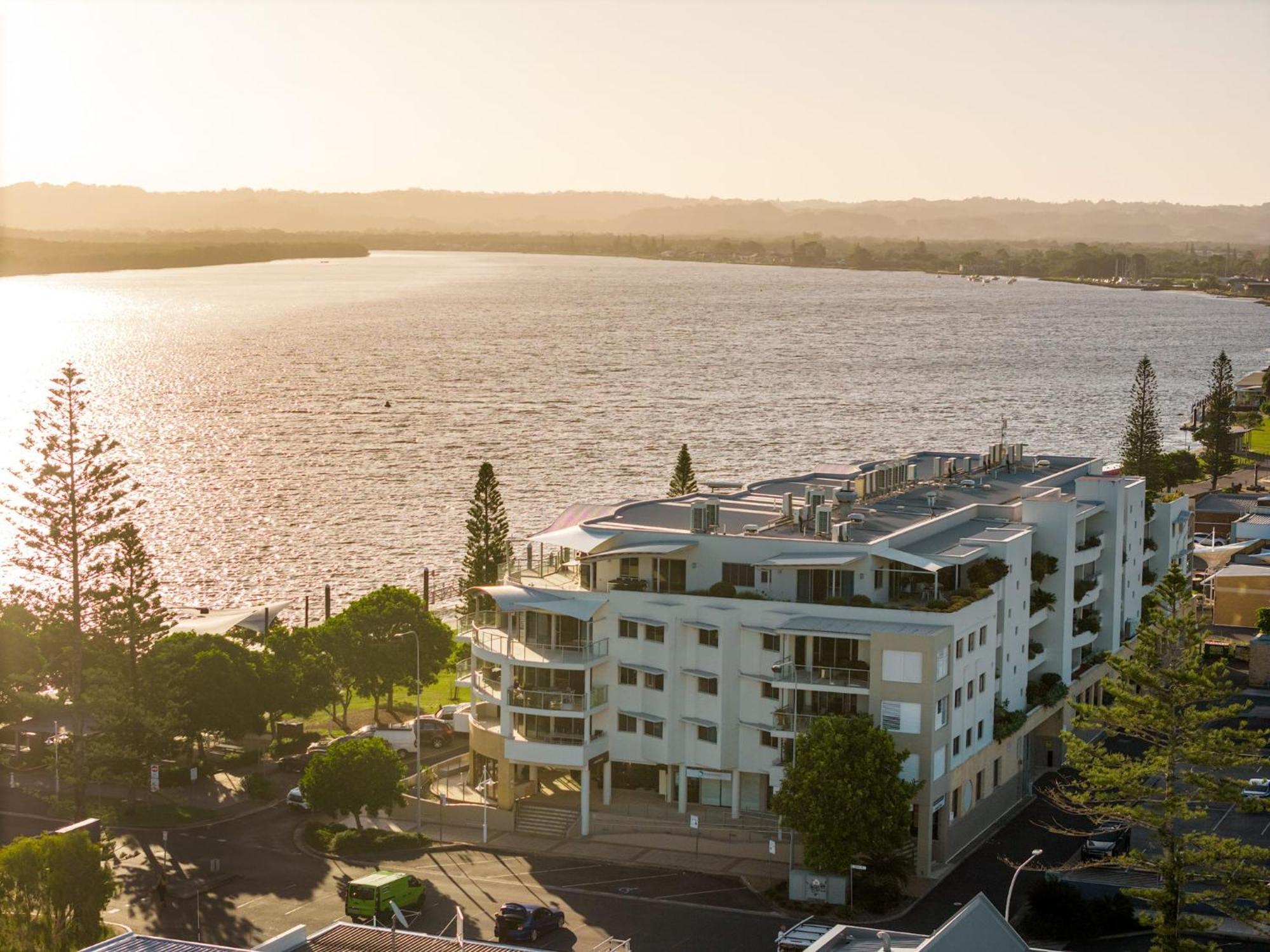 Riverside Holiday apartamentos Ballina Exterior foto