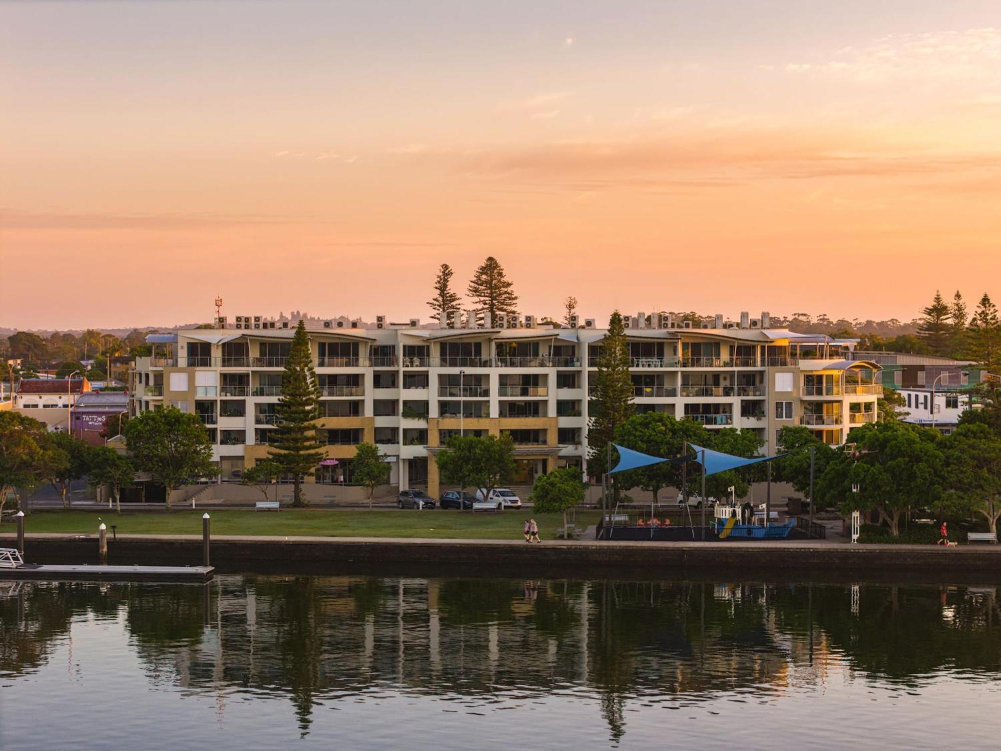 Riverside Holiday apartamentos Ballina Exterior foto